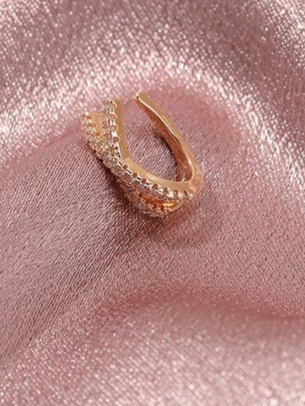 Crisscross Cubic Zirconia Ear Cuff in  Gold earring designer nwt - Picture 3 of 3